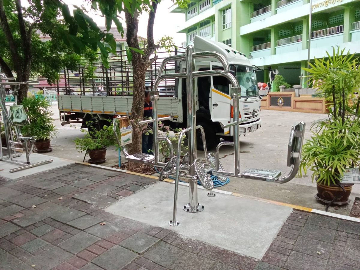 เครื่องบริหารลำตัวกลางแจ้งสแตนเลส 304 โรงเรียนพลงช้างเผือก